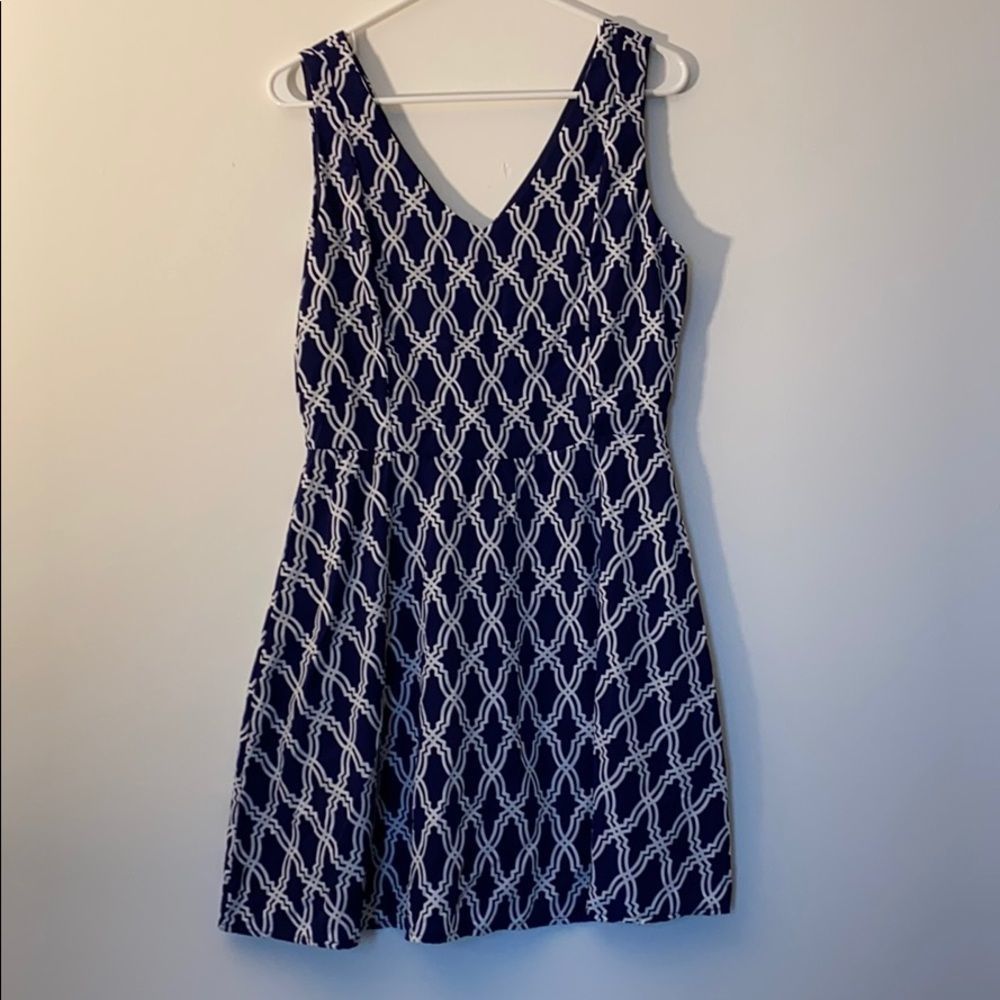Peach Love CA Patterned Dress Size Large